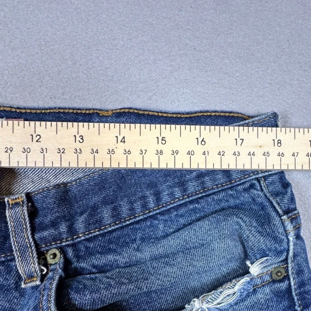 Levis 505 Regular Fit Jeans Mens 38x32 Medium Wash Blue Straight Leg Denim